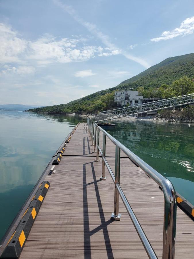 Holiday Center Apartment Shkodër Екстериор снимка